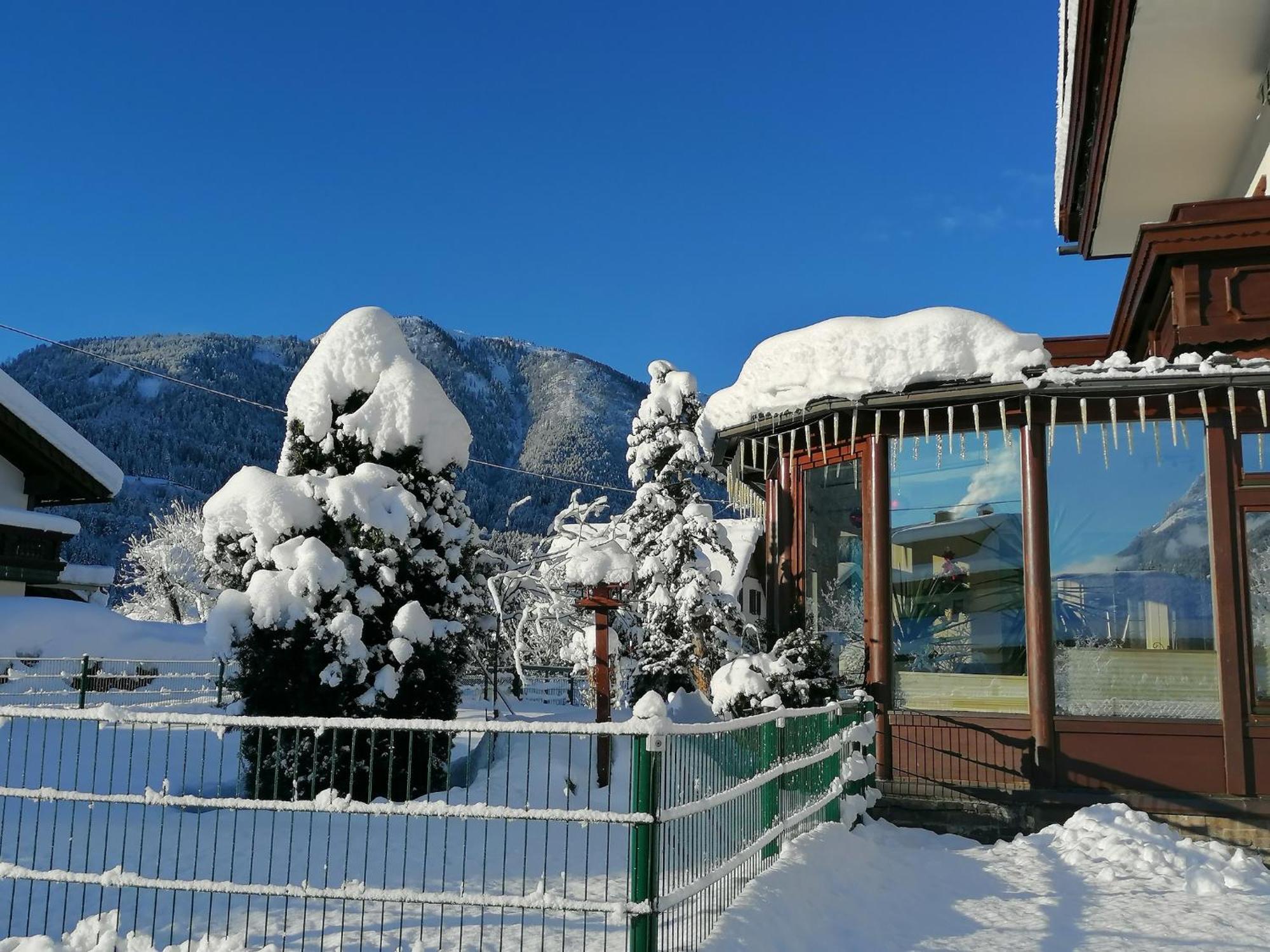 Pension Leyrer Kotschach-Mauthen Екстериор снимка