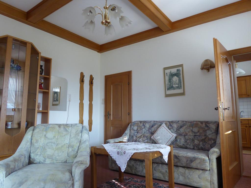 Pension Leyrer Kotschach-Mauthen Екстериор снимка