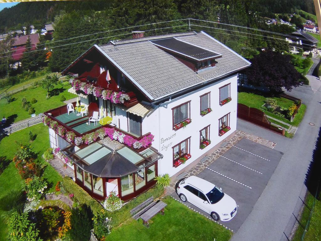 Pension Leyrer Kotschach-Mauthen Екстериор снимка