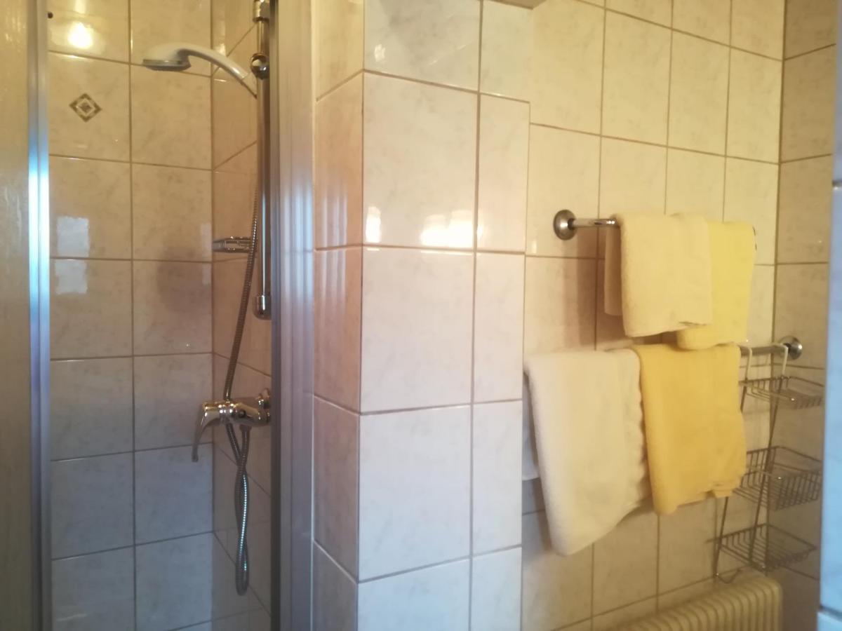 Pension Leyrer Kotschach-Mauthen Екстериор снимка